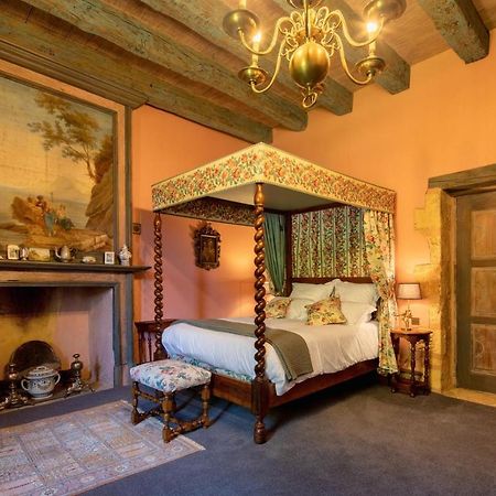 Logement D'Exception Dans Le Chateau De Lacypierre Saint-Crepin-et-Carlucet Bagian luar foto